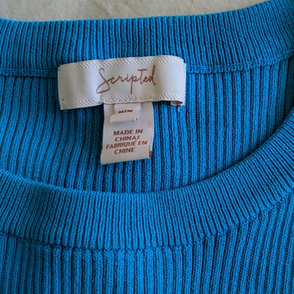 Turquoise cold shoulder sweater - Picture 3 of 4